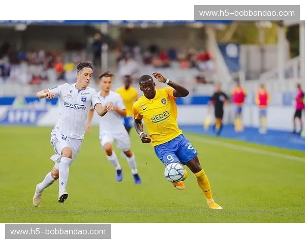 尼奥尔与巴黎：一场足球与文化的双重奏